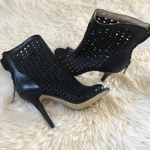 NEW BEBE LADIES BOOTIES HIGH HEEL US SIZE 7